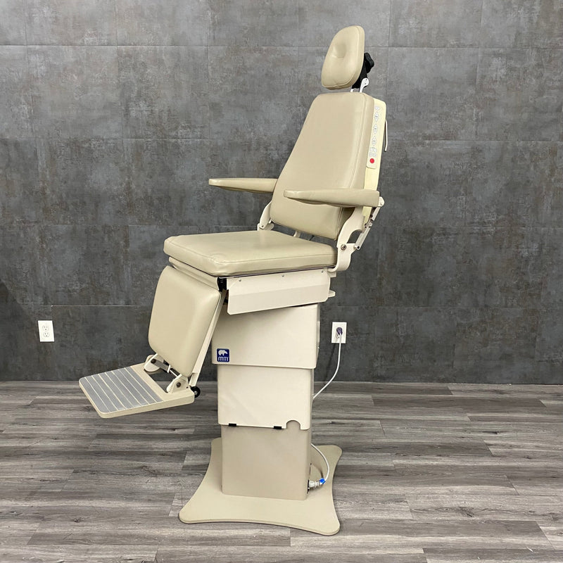 MTI 424 Tri Power Exam Chair (Refurbished) - MTI -Angelus Medical