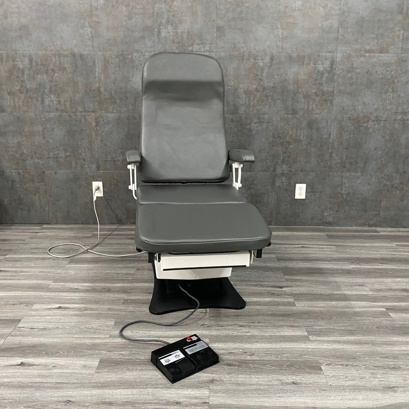 MTI 524 Podiatry Chair - MTI -Angelus Medical