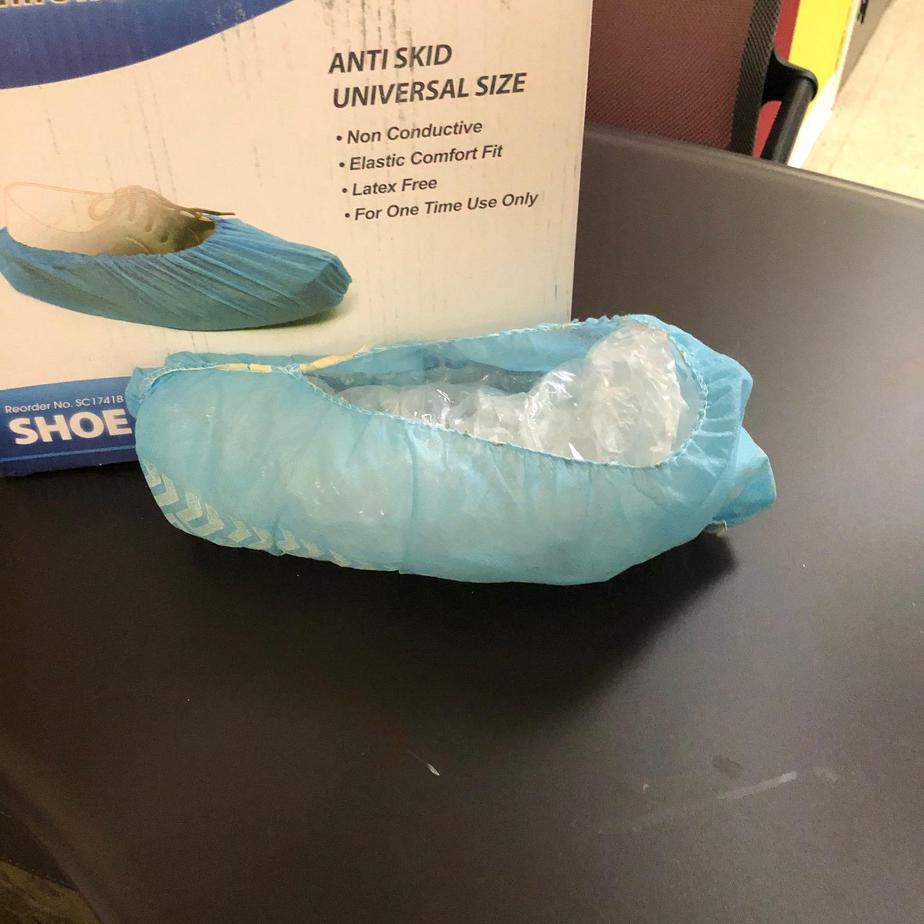 Non Skid Shoe Covers - Pack of 100 (New) - Diamond -Angelus Medical