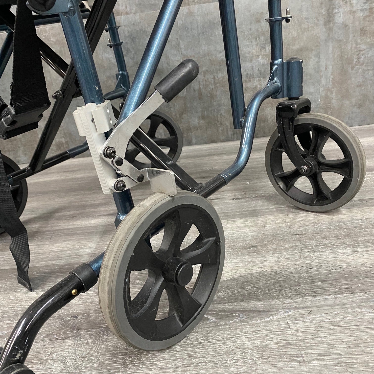 Nova light weight wheel chair - Nova -Angelus Medical