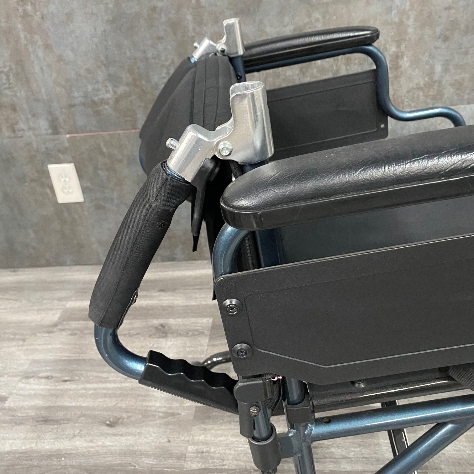 Nova light weight wheel chair - Nova -Angelus Medical