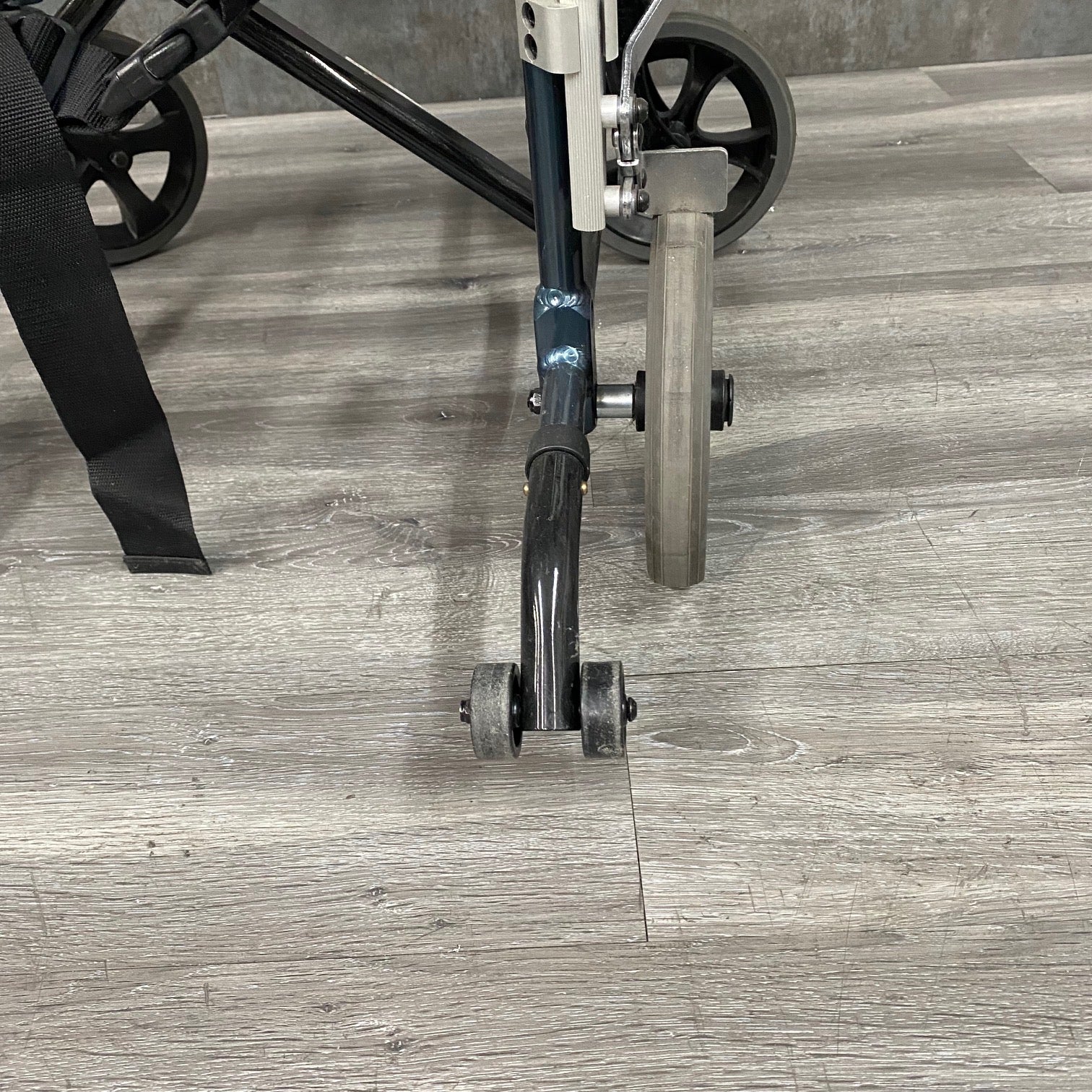 Nova light weight wheel chair - Nova -Angelus Medical