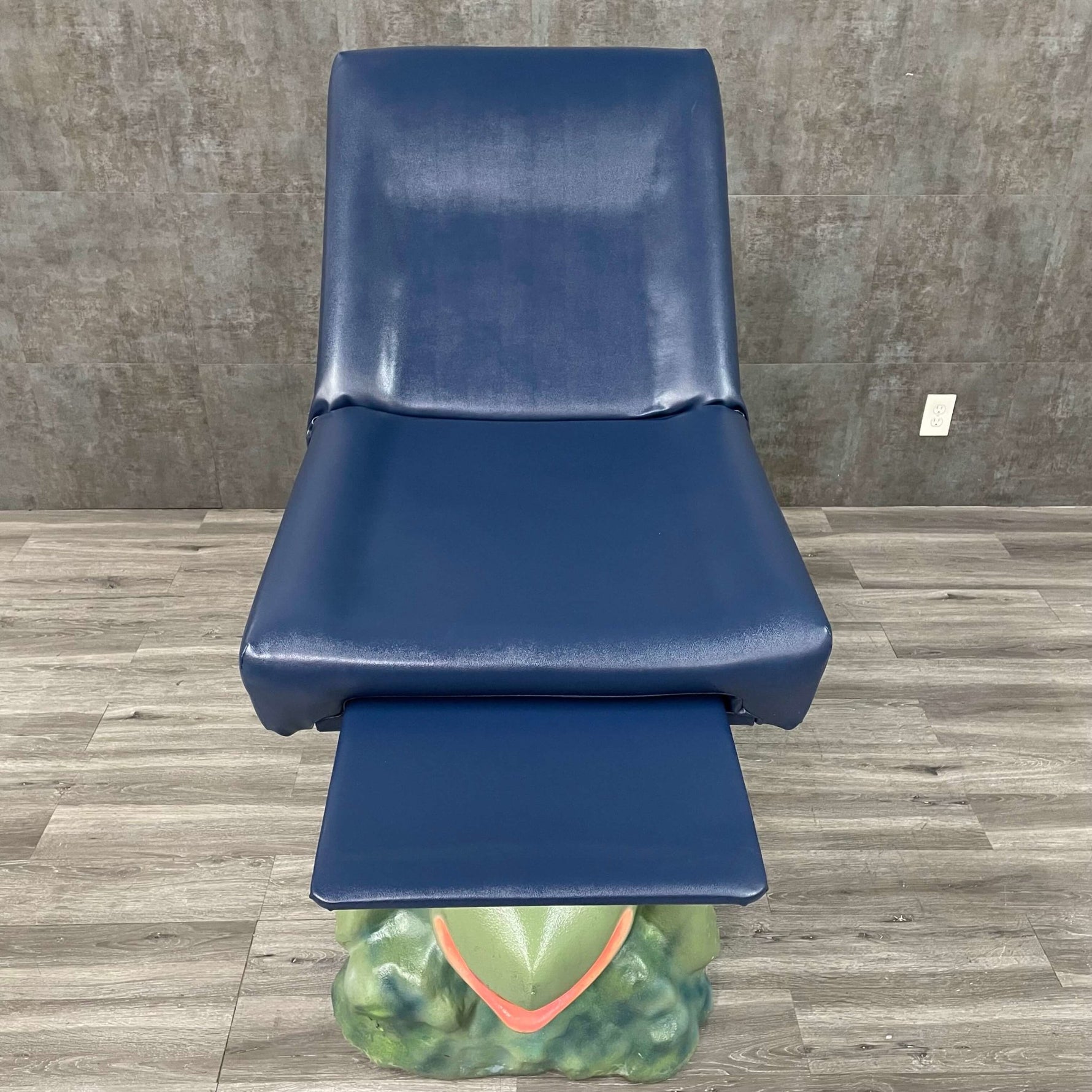 Zoopal,ZooPals,turtle table,Pediatric Table,Angelus Medical
