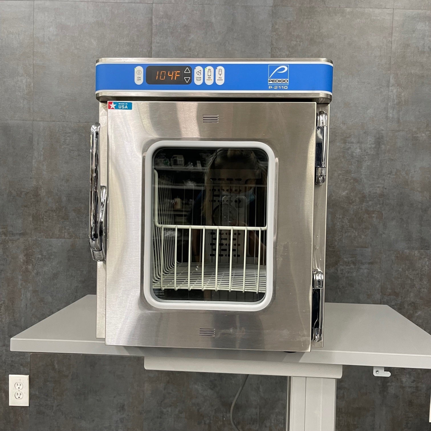 Pedigo P-2110 Warming Cabinet and Fluid Warmer (Refurbished) - Pedigo -Angelus Medical