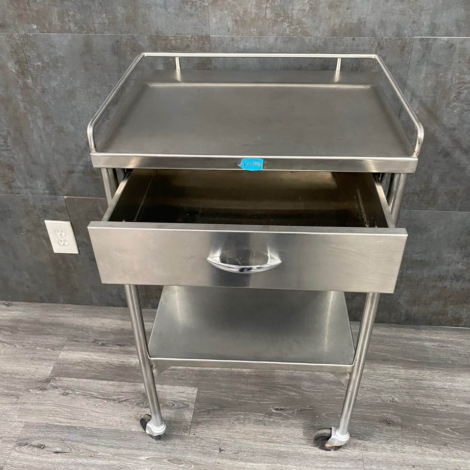 Pedigo cart,pedigo cart with drawer,pedigo mobile cart Angelus