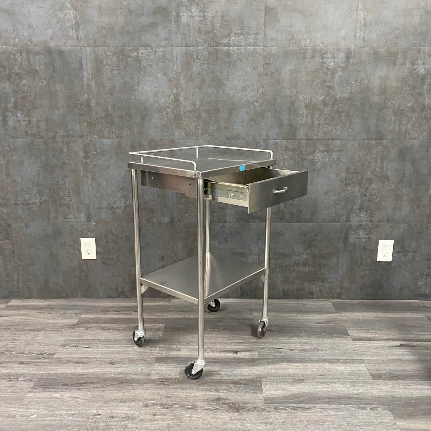 Pedigo Utility Table with Wheels - Pedigo -Angelus Medical