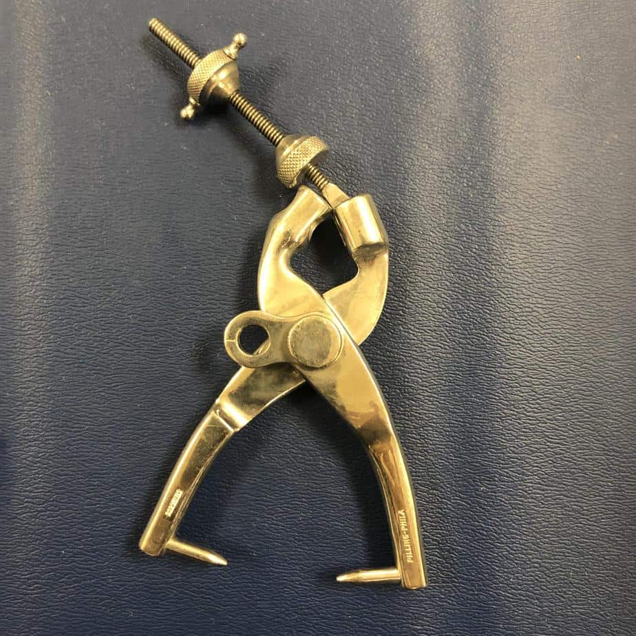 Raney crutchfielo skull traction tong - NMD -Angelus Medical