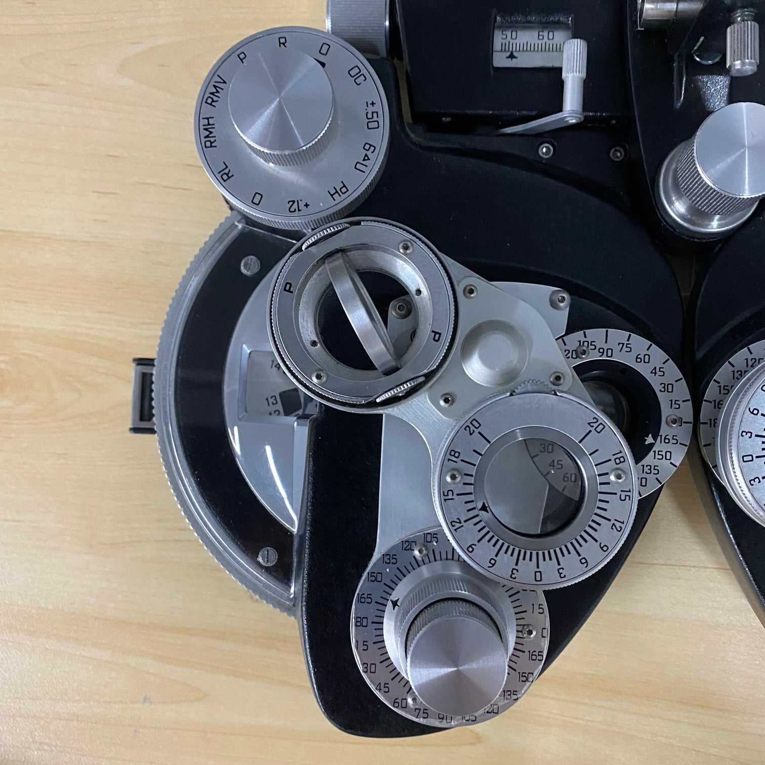 Reichert 11625 Phoropter - Reichert -Angelus Medical