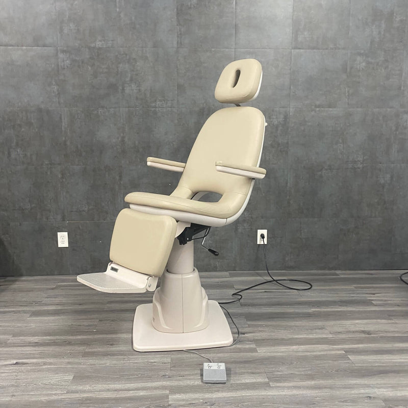 Reliance 520 Tilt Exam Chair with Swivel - Reliance -Angelus Medical
