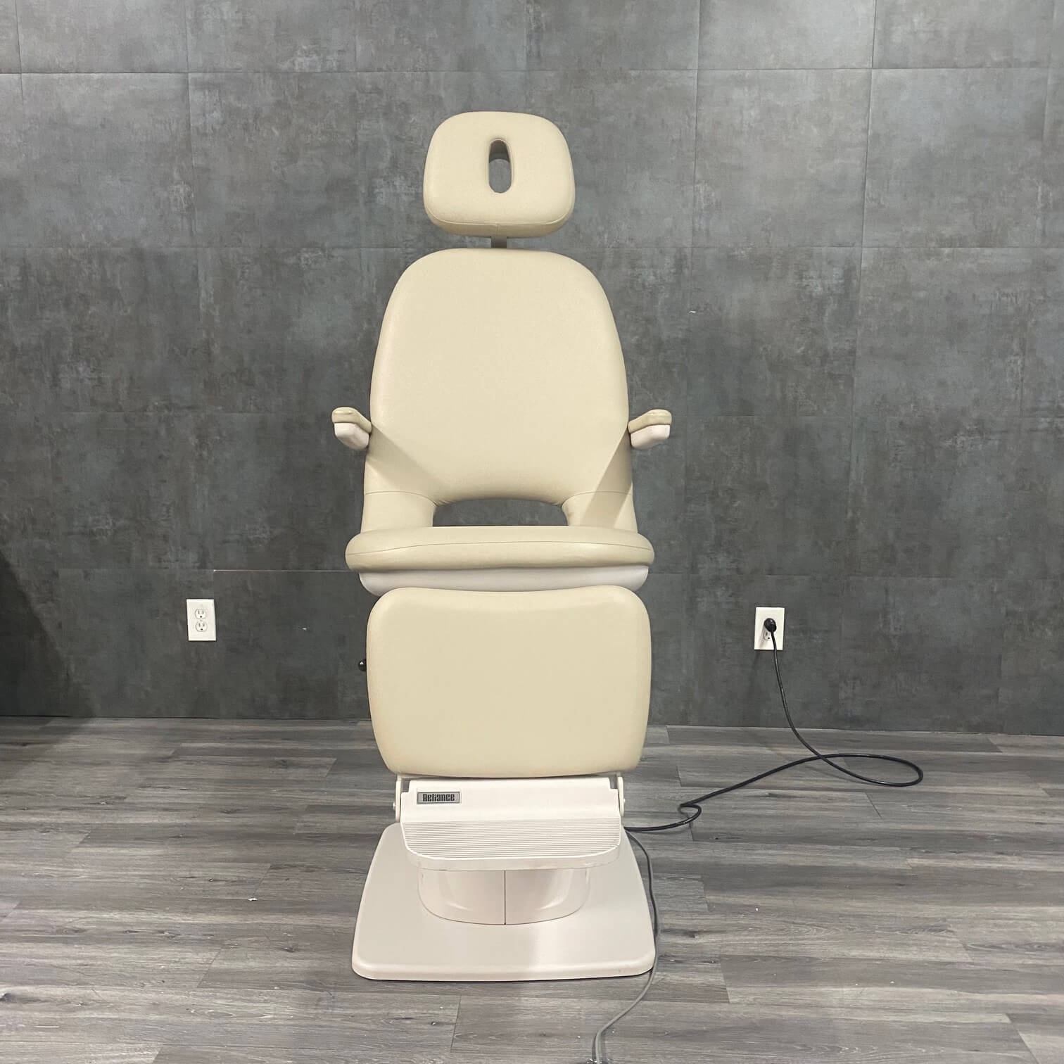 Reliance exam chair for clinics nationwide