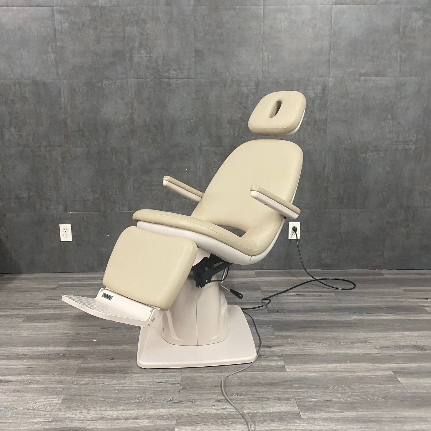 Reliance ENT exam chair near me in Los Angeles