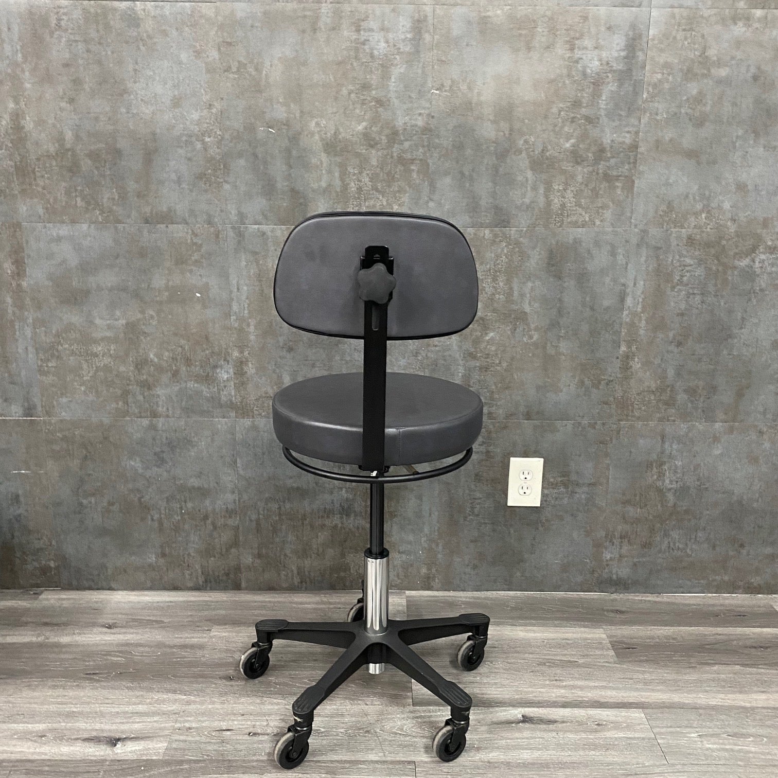 Reliance 5346 Stool with Back Rest - Reliance -Angelus Medical