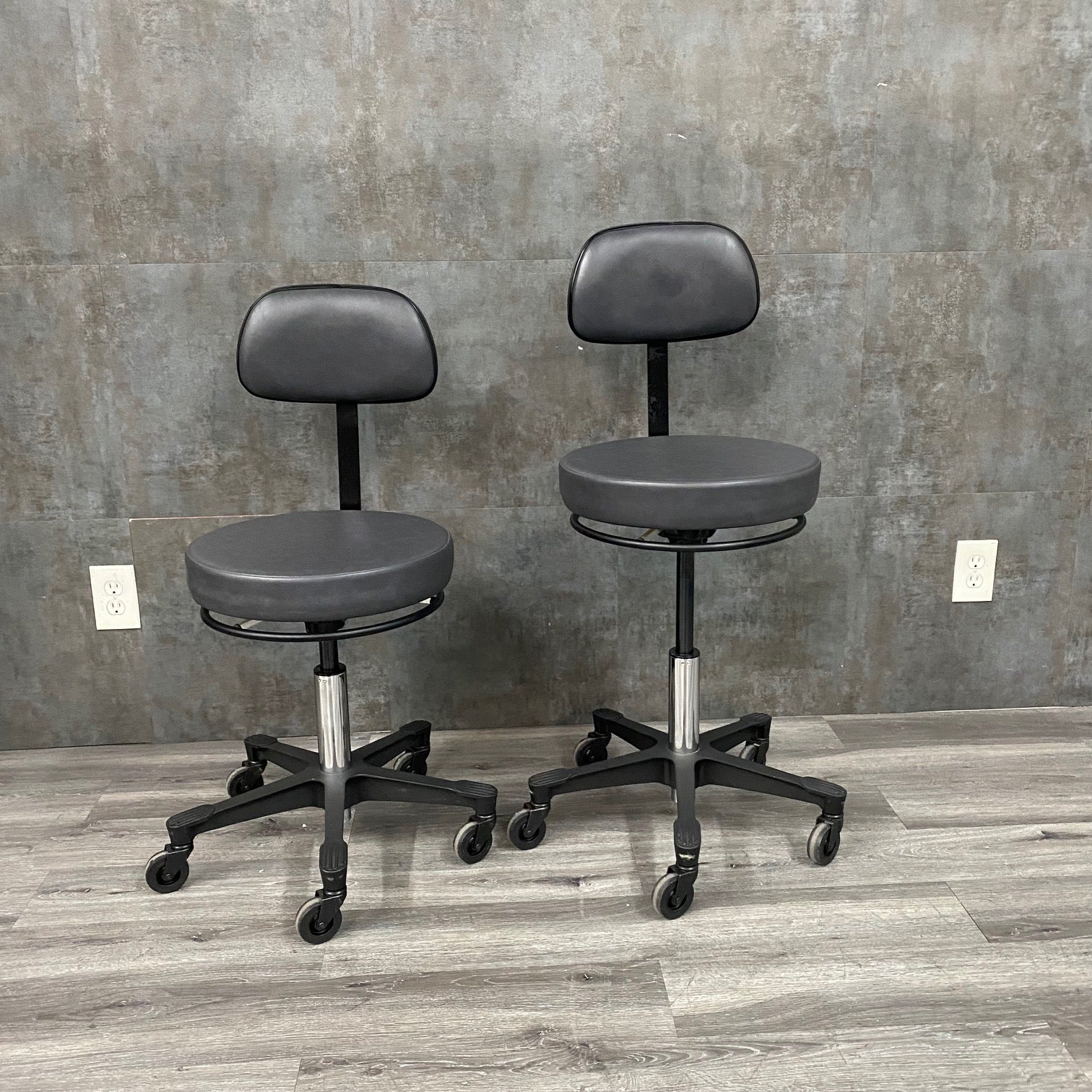 Reliance 5346 Stool with Back Rest - Reliance -Angelus Medical