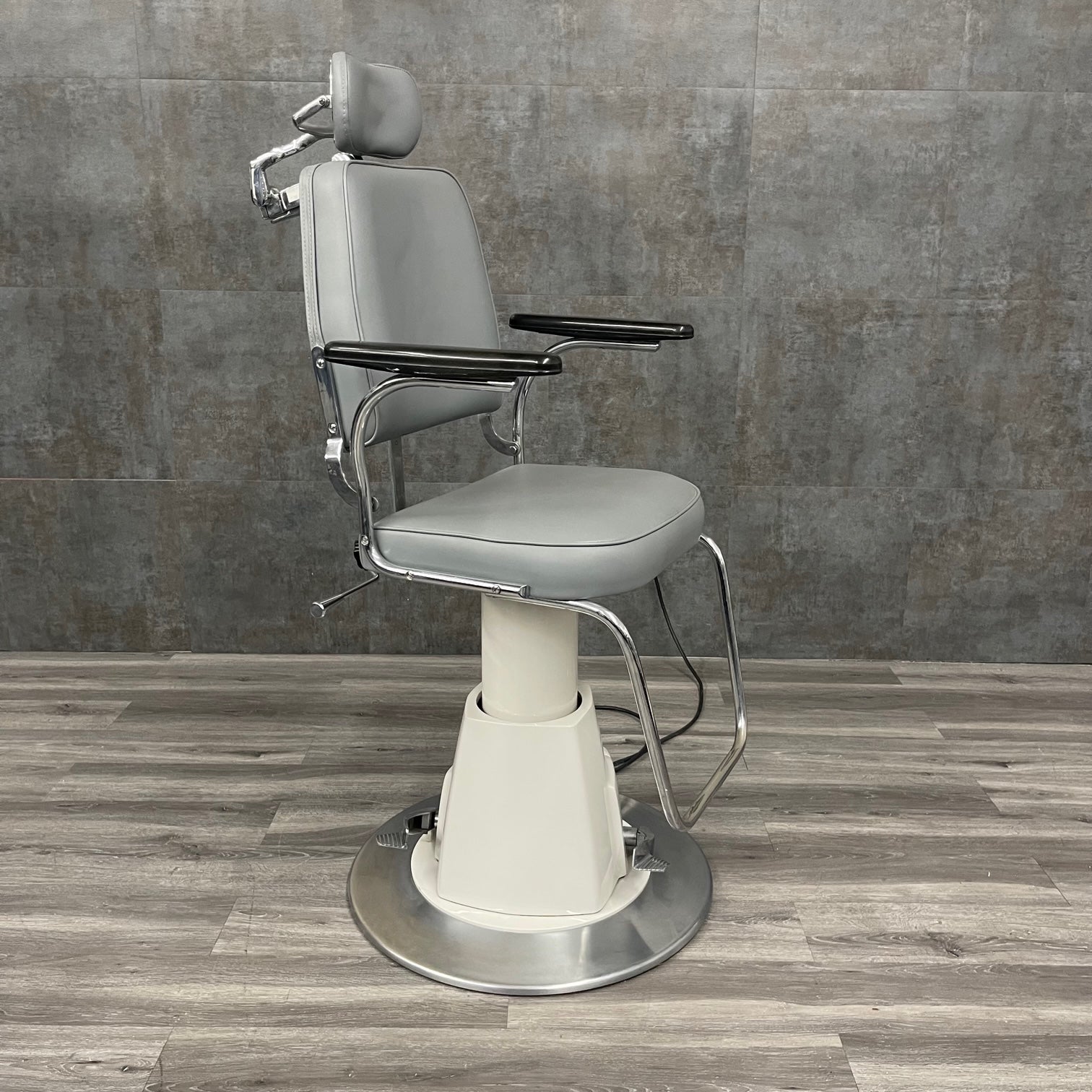 Reliance 640 Exam Chair (Clearance) - Reliance -Angelus Medical