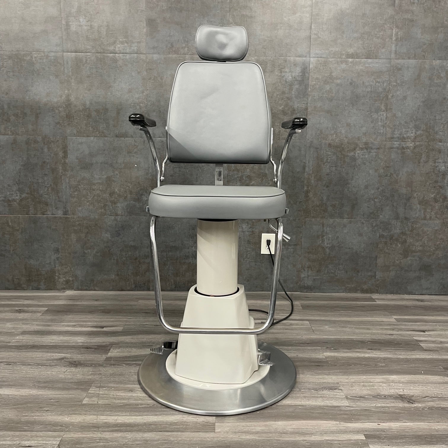 Reliance 640,Exam Chair,Reliance Chair,exam room chair Angelus Medical and Optical