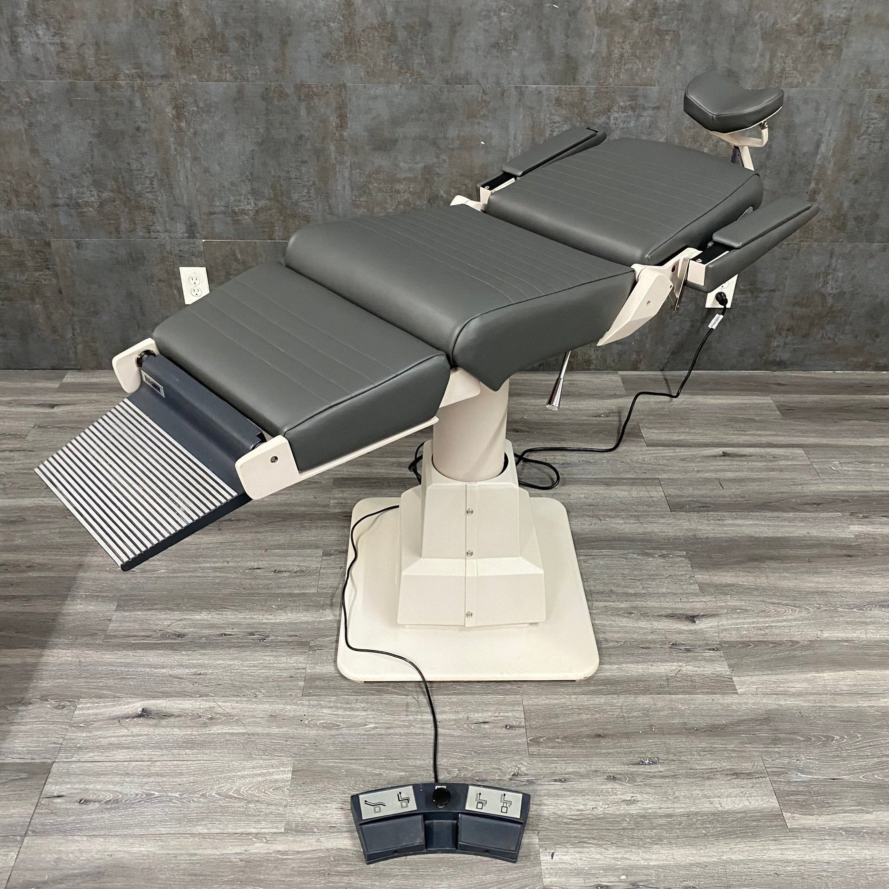 Reliance 7000 Exam Chair near me