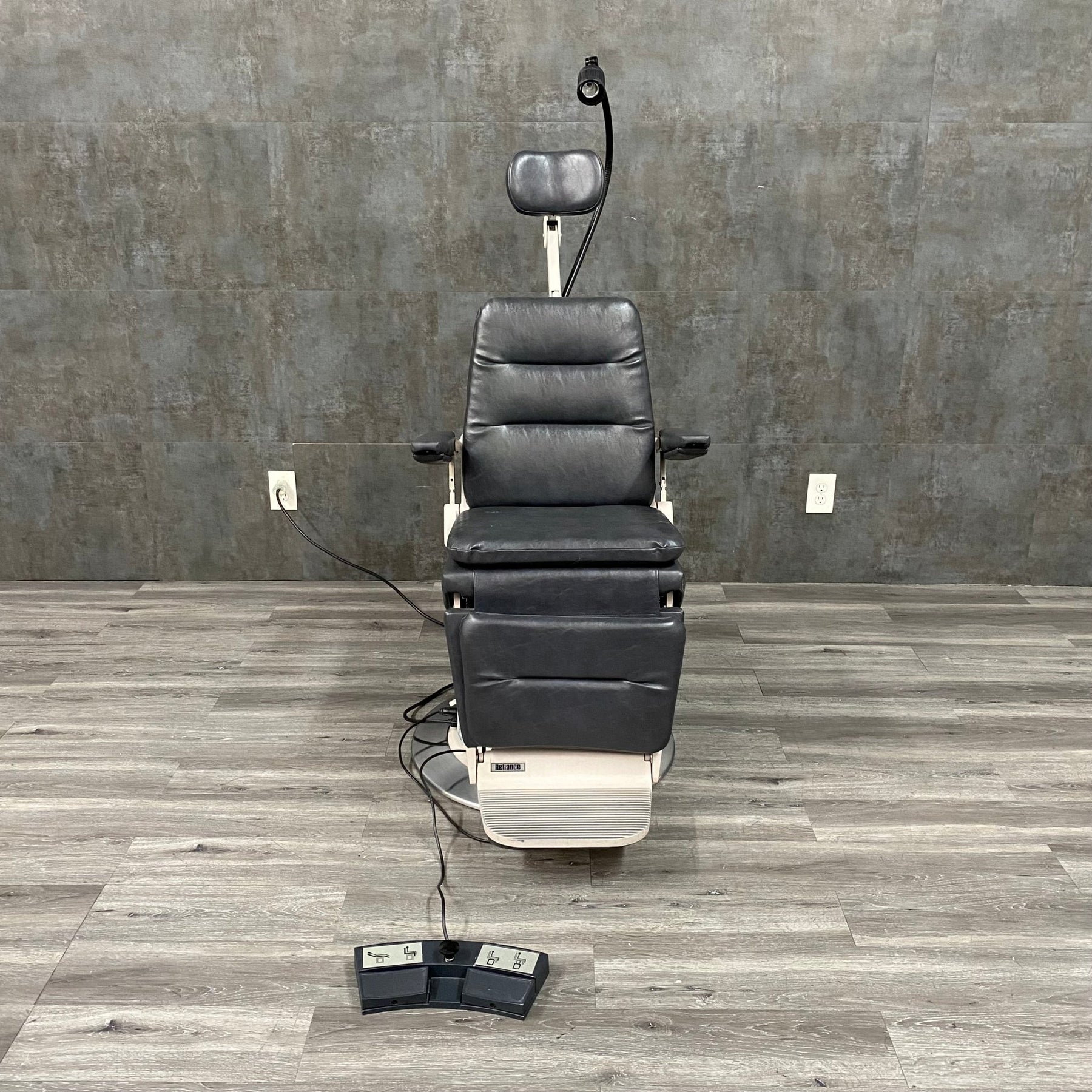 Reliance 980,Exam Chair,optical chair,Reliance Chair, Angelus Medical and Optical