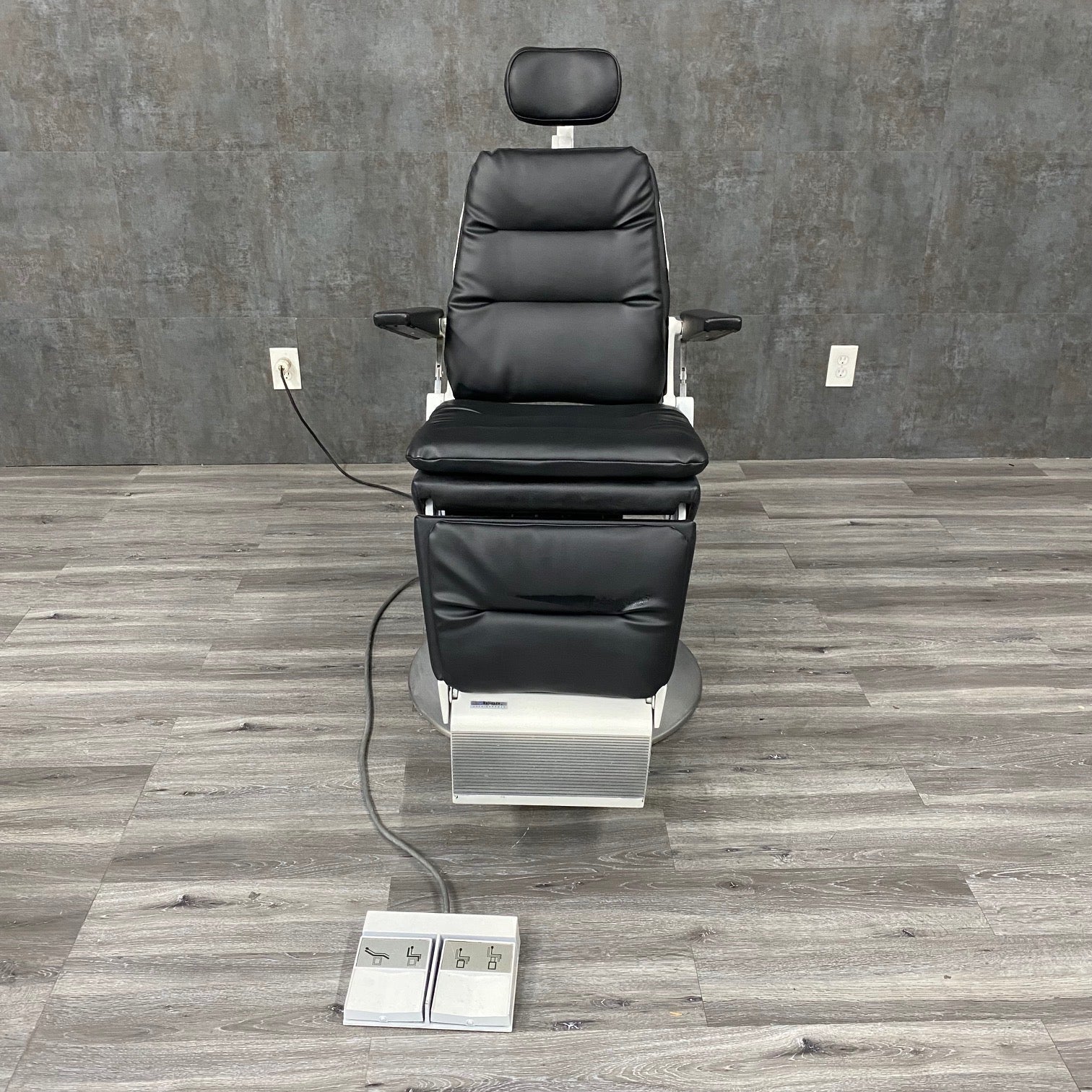Reliance 980 Exam Chair Custom Gen 1 - Reliance -Angelus Medical