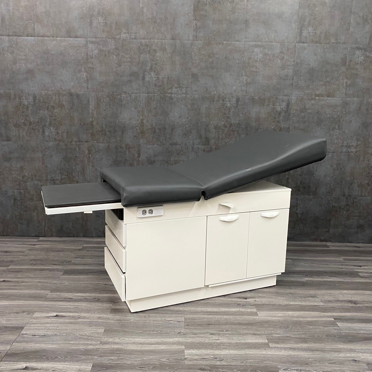 Ritter 108 Manual Exam Table - Midmark Ritter -Angelus Medical