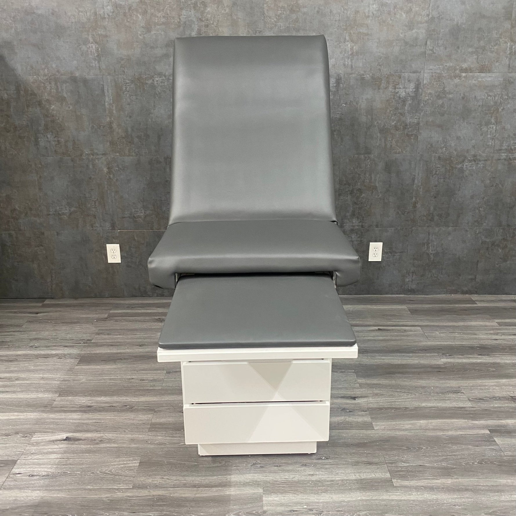 Ritter 108 Manual Exam Table - Midmark Ritter -Angelus Medical