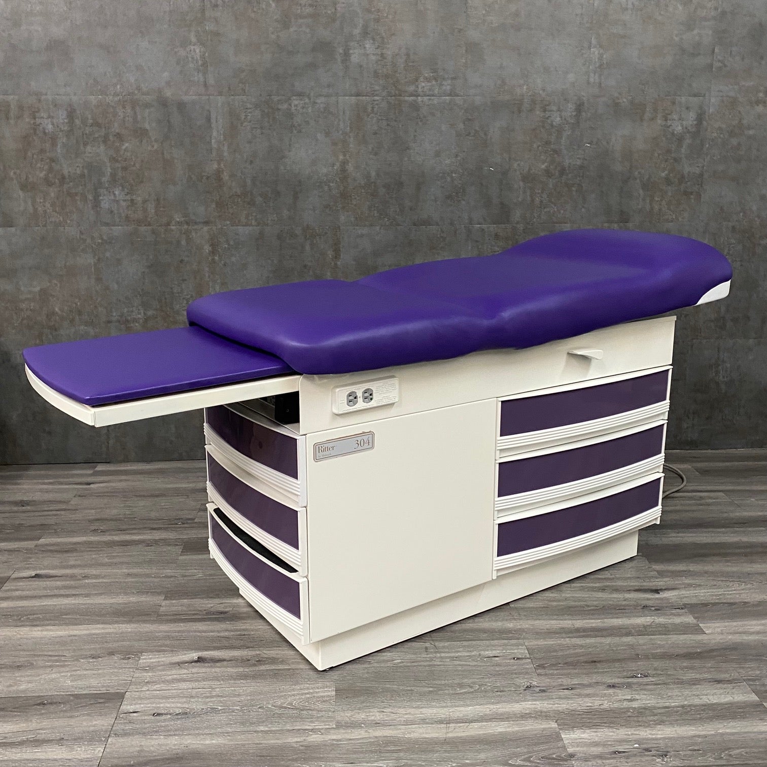 Ritter 304 Manual Exam Table - Midmark Ritter -Angelus Medical