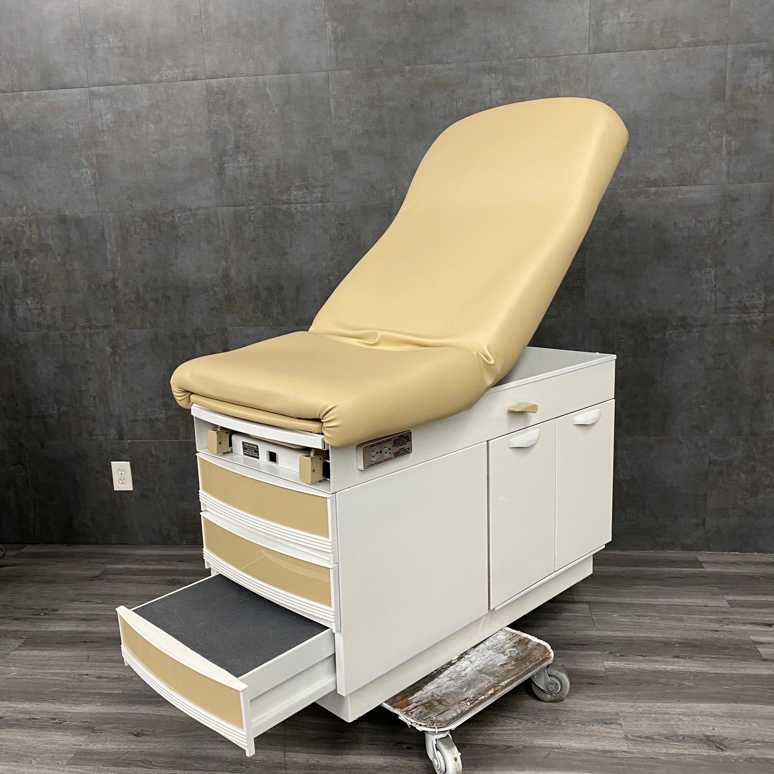 Ritter 308 Manual Exam Table - Midmark Ritter -Angelus Medical