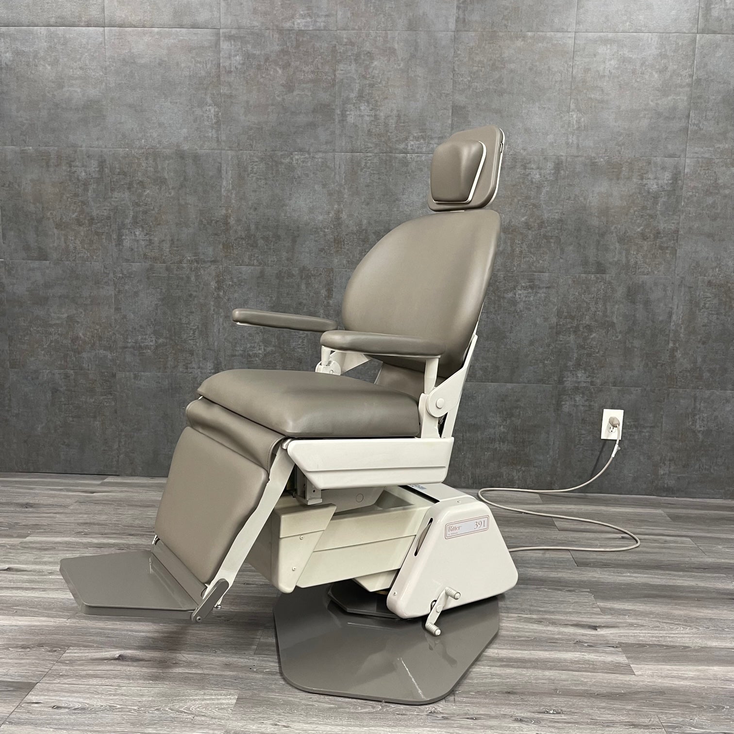 Ritter 391,midmark 391,Procedure Chair,midmark chair,Ritter Angelus