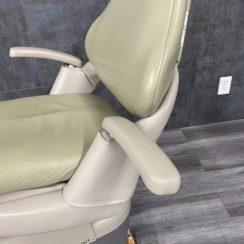 Royal Signet dental chair with Rotation (Used) - Royal Signet -Angelus Medical