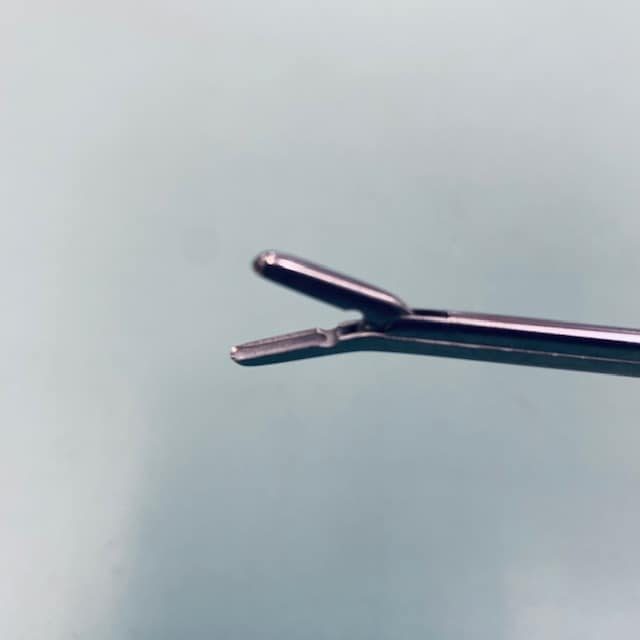 Ruggles Arthroscopy Grasping Forceps Angled Down 2 mm (Used) - Angelus Medical and Optical -Angelus Medical