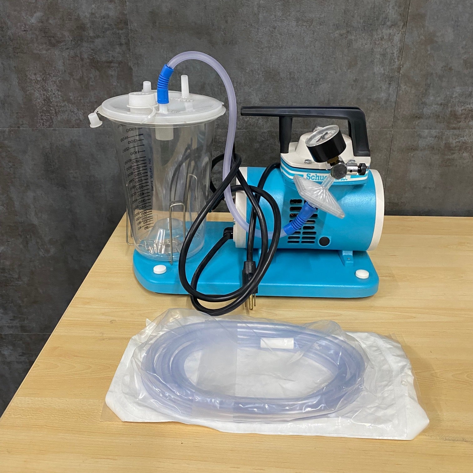 Schuco Portable Suction Pump Aspiration System - Schuco -Angelus Medical