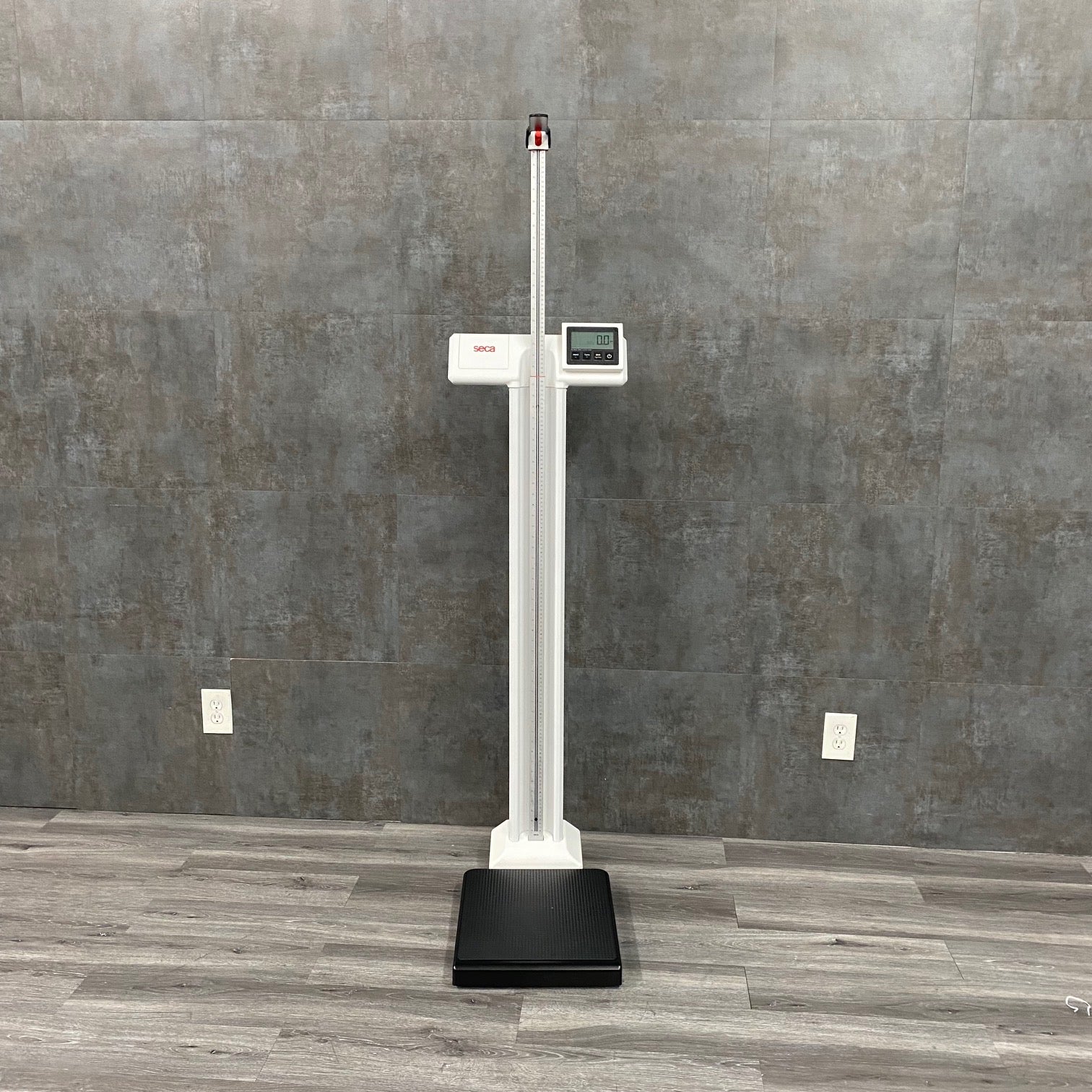 SECA 777 Digital Patient Scale - seca -Angelus Medical