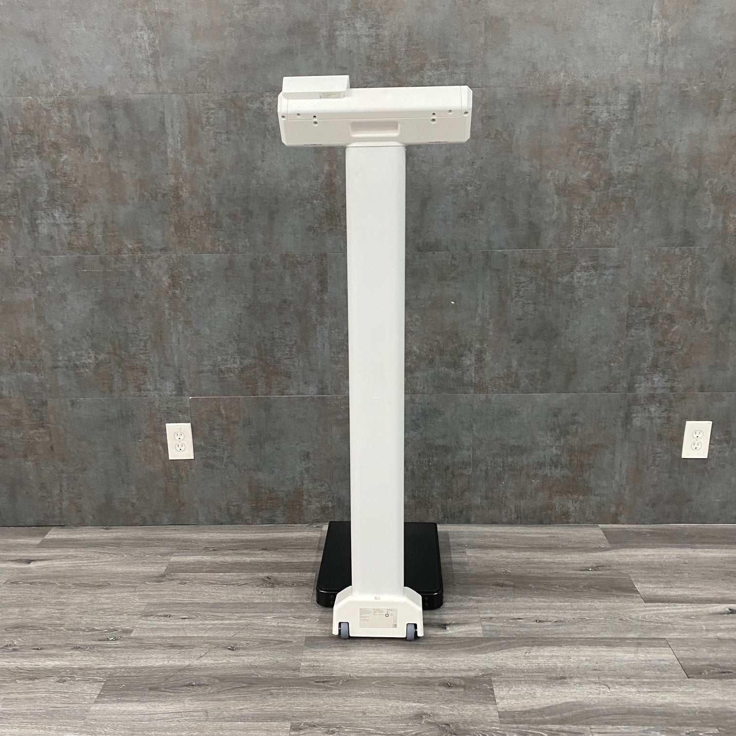 SECA 777 Digital Patient Scale - – Angelus Medical and Optical