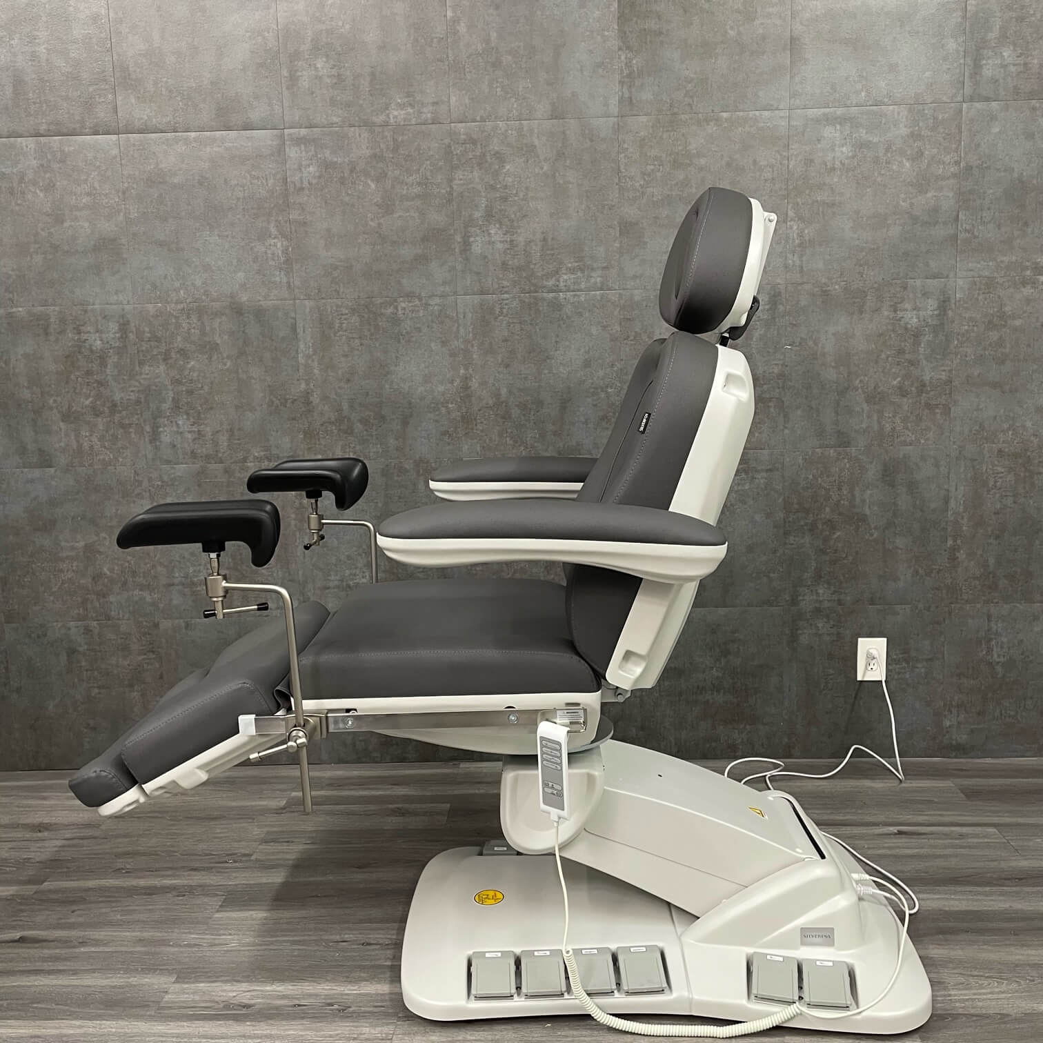 Silver Fox Multipurpose Procedure medical Chair - Silver Fox -Angelus Medical