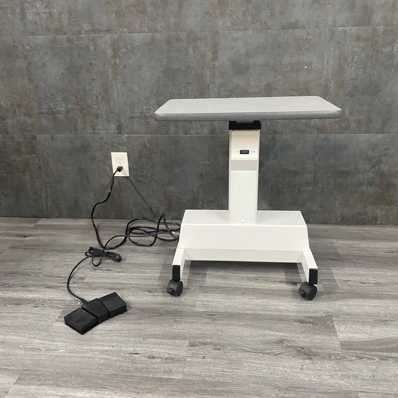 Single Power Instrument Table with Foot Control