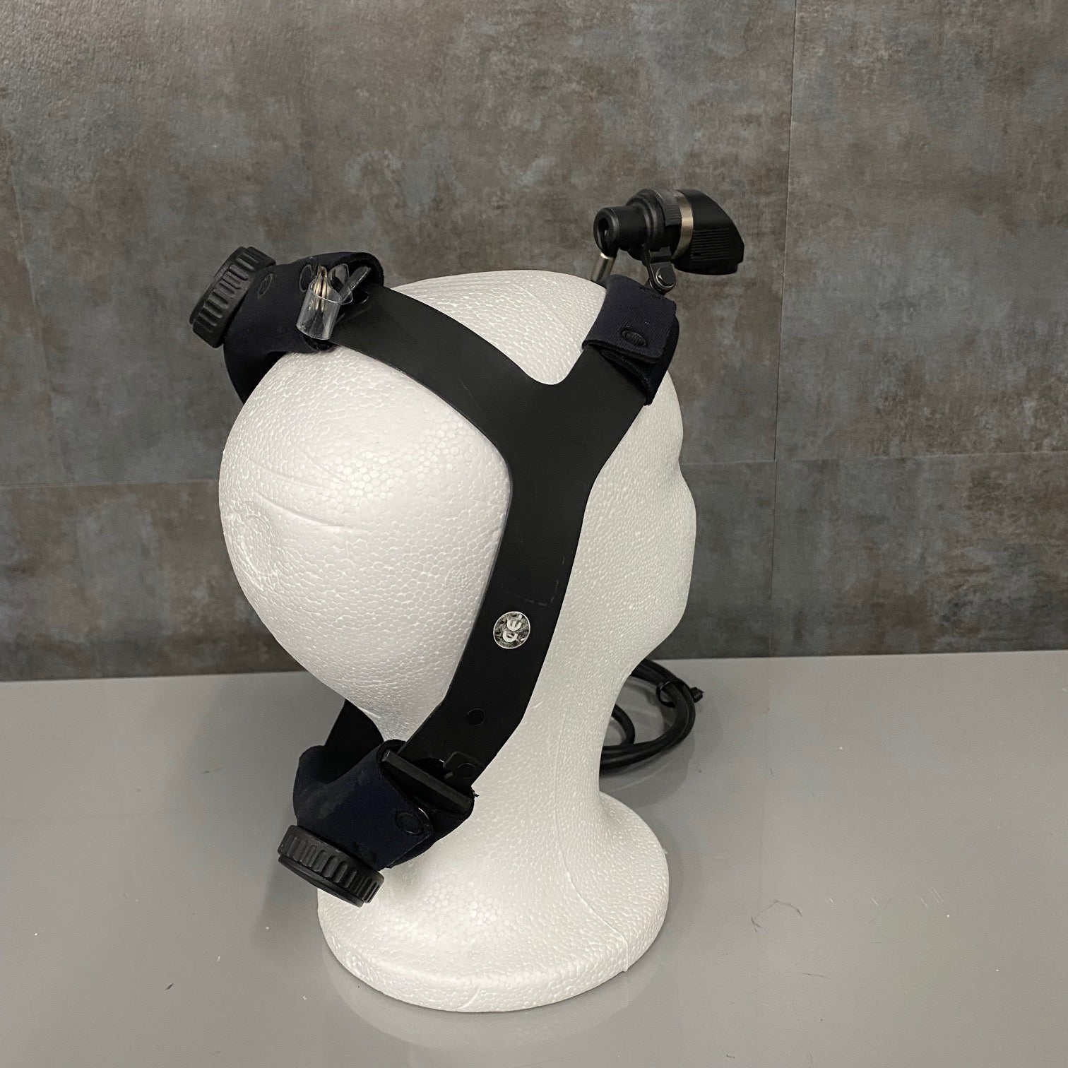 SolarTec Source 100 Light Source - Solartec -Angelus Medical