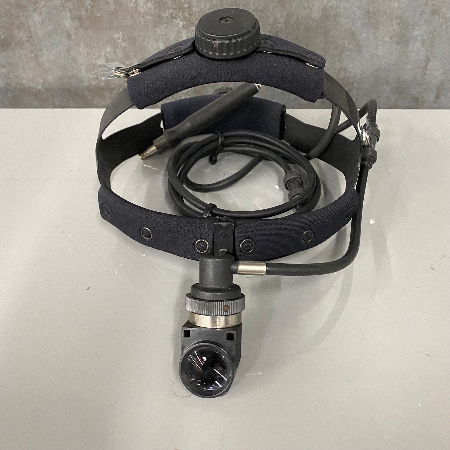 SolarTec Source 100 Light Source - Solartec -Angelus Medical