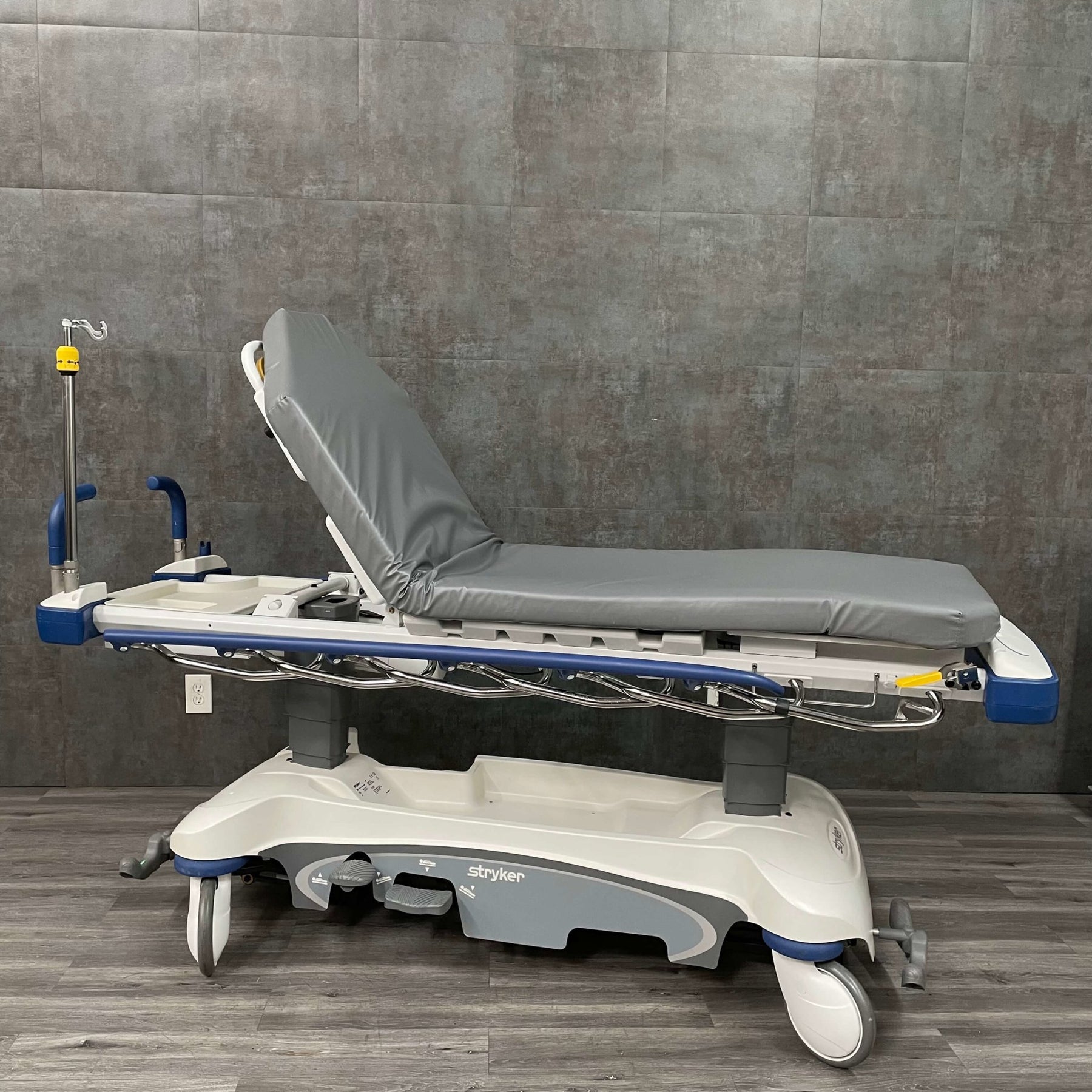 Stryker 1105 Prime,Gurney,Stryker Big wheel,stryker gurney Angelus