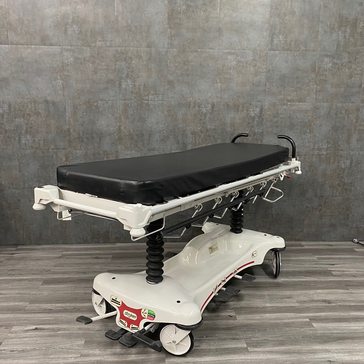 Stryker 1211 Renaissance Stretcher (Refurbished) - Stryker -Angelus Medical