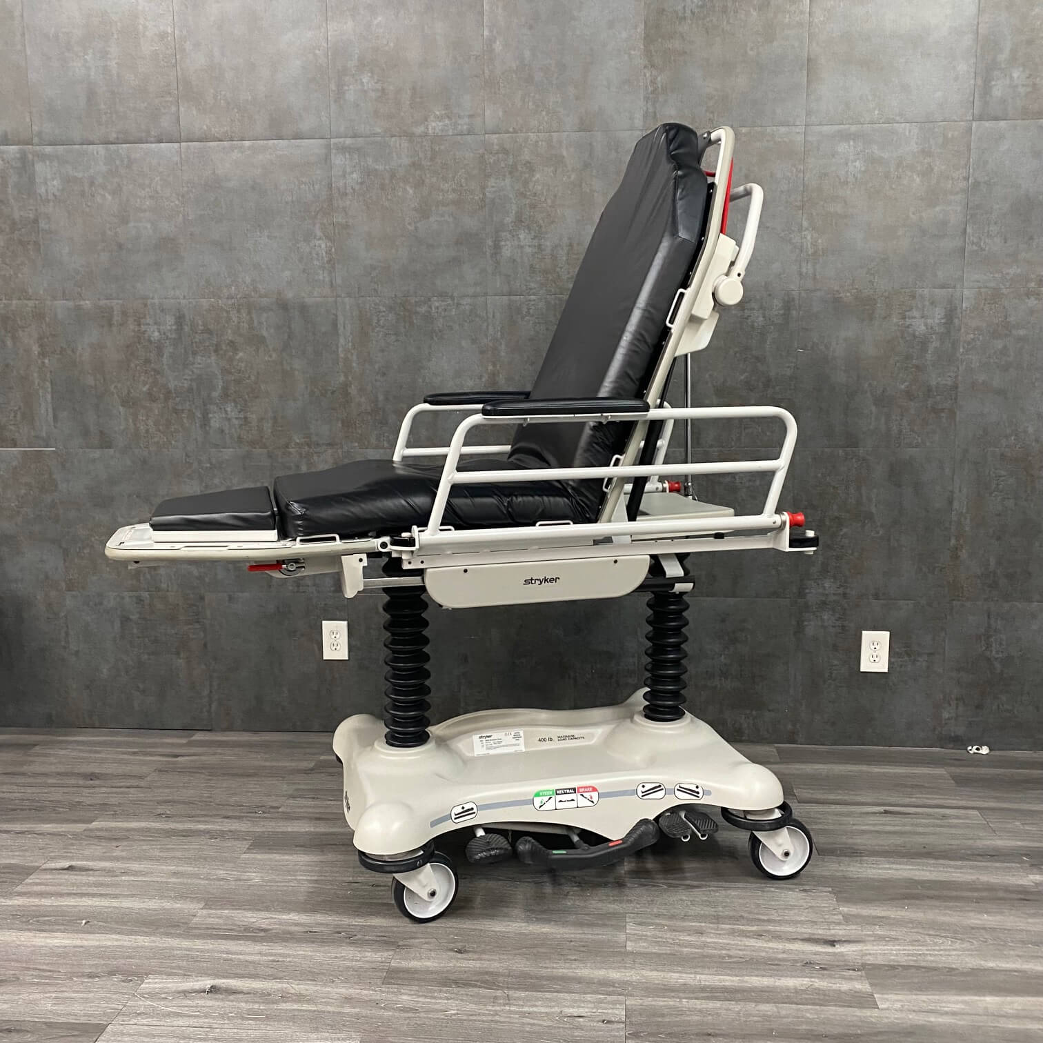 Stryker 5050 Stretcher Chair,Stryker Strecher Chair – Angelus Medical ...