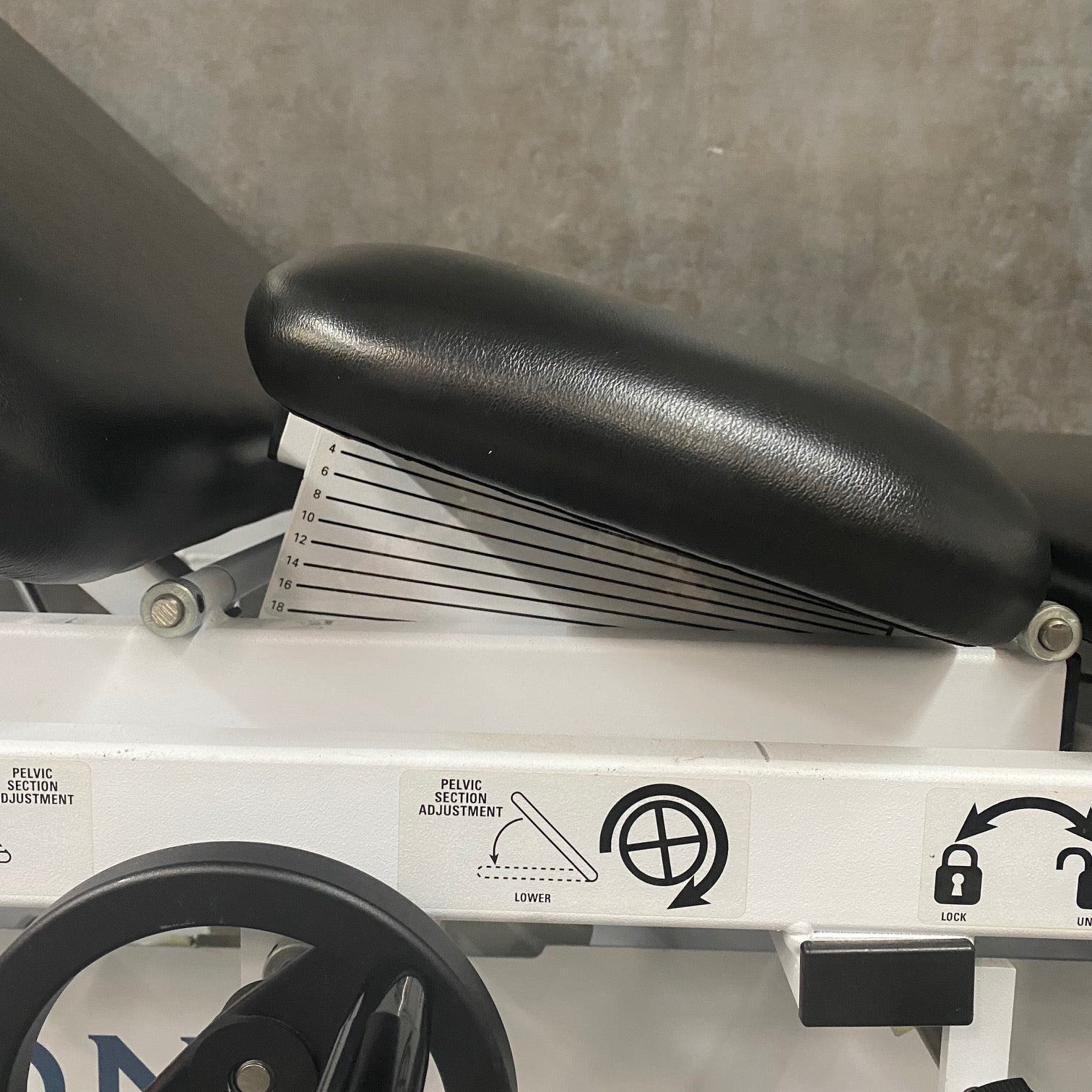 The complete Chattanooga Triton Traction System - Chattanooga -Angelus Medical