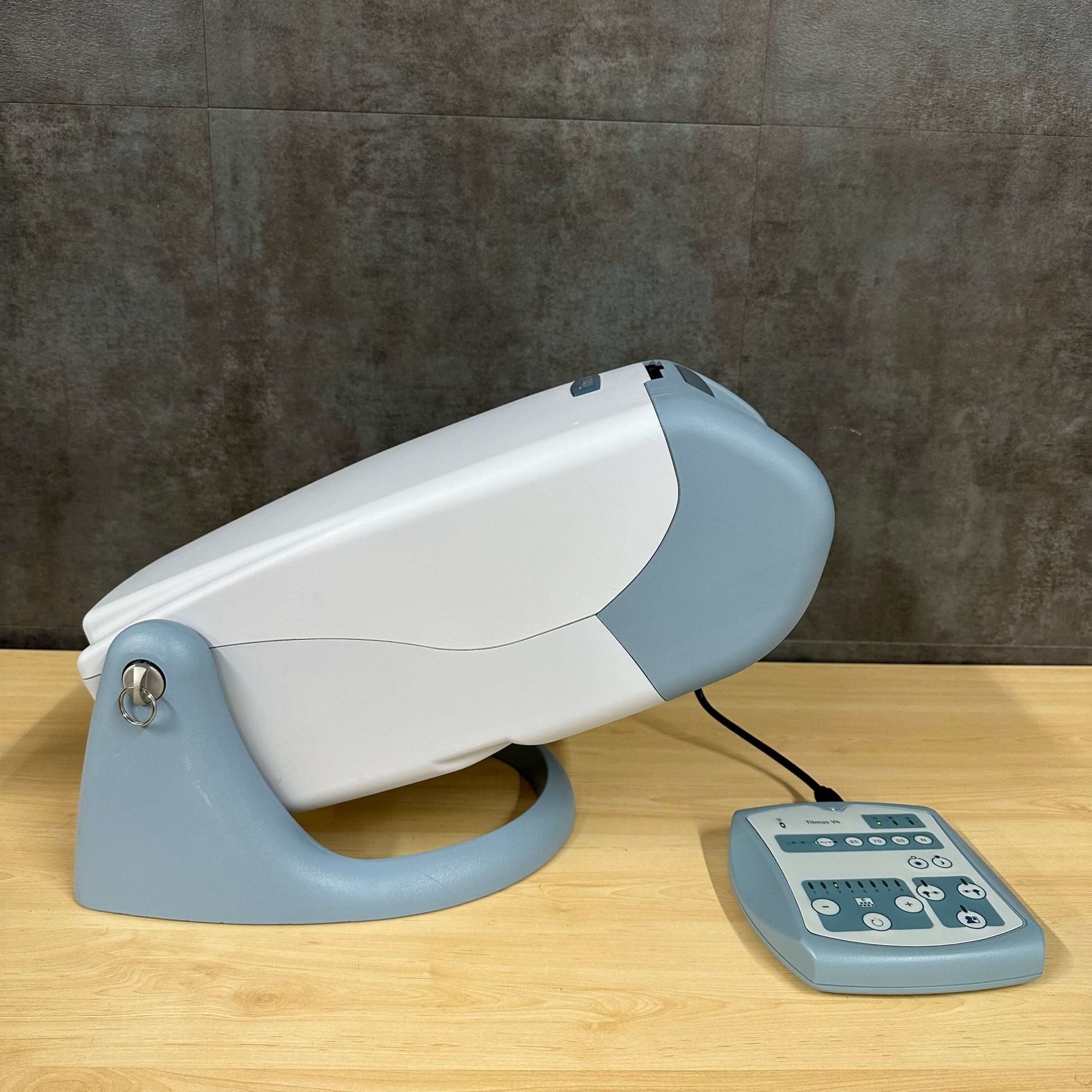 Titmus V4 Vision Screener - Honeywell -Angelus Medical