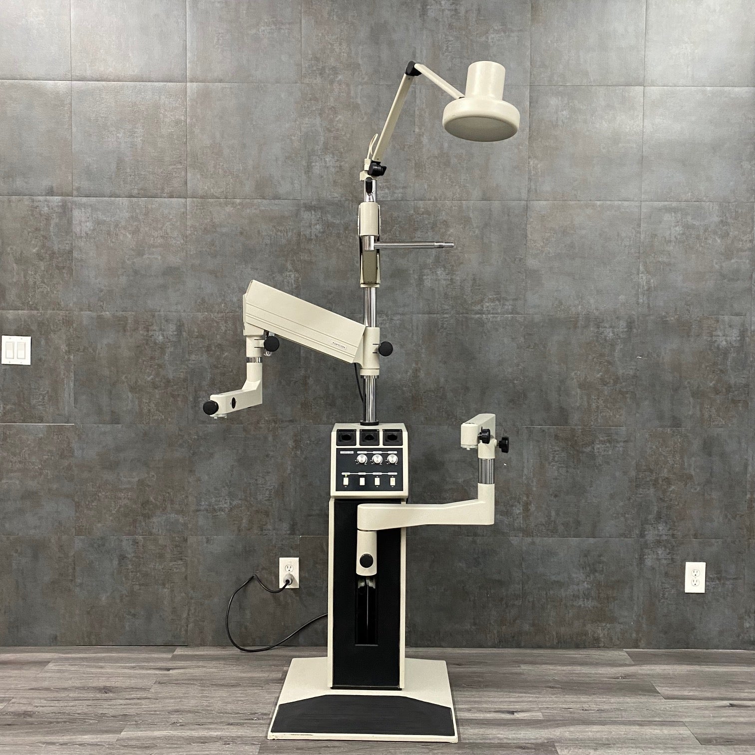 TopCon Instrument Stand with Console - Topcon -Angelus Medical