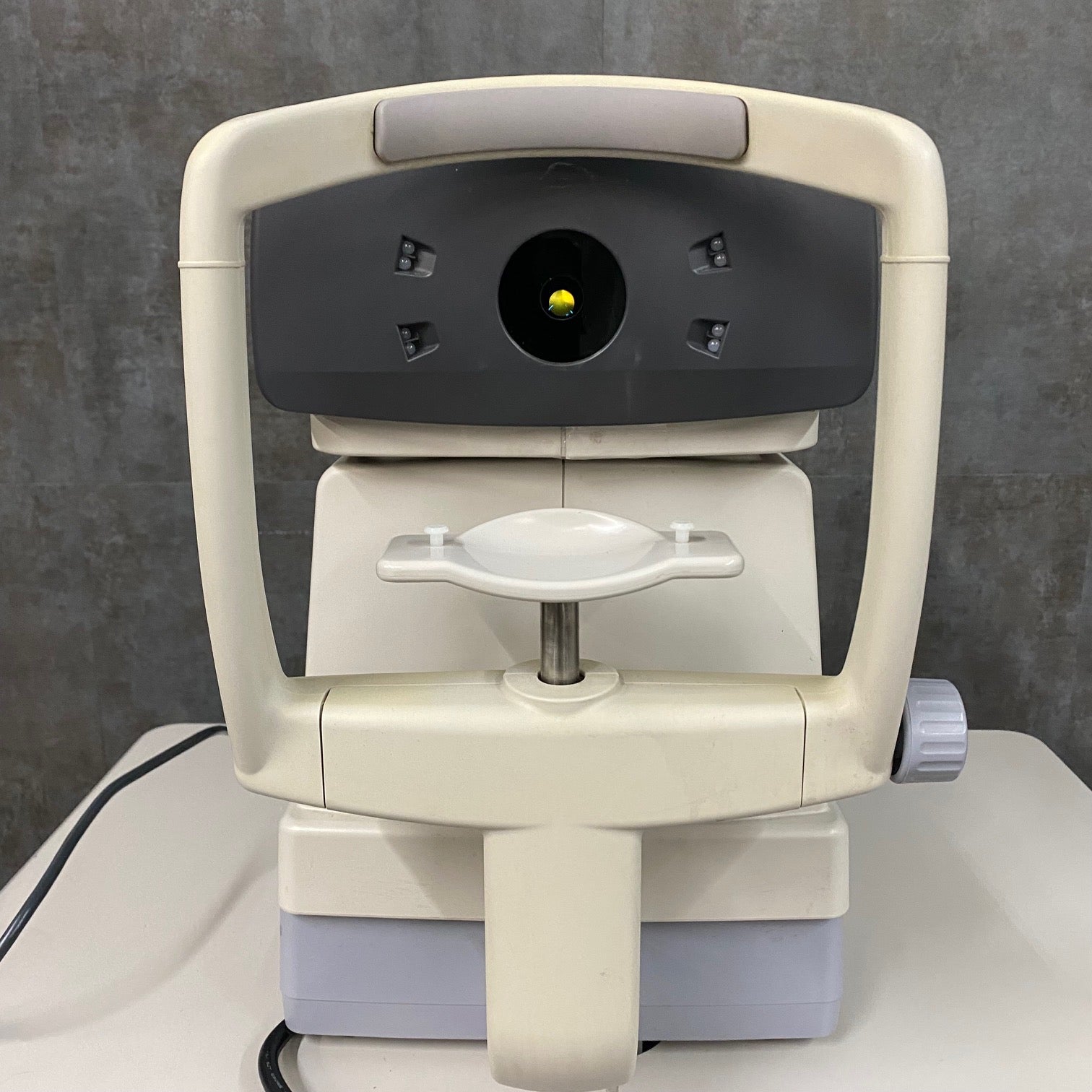 TopCon KR-8800 Auto Refractor Keratometer - Topcon -Angelus Medical
