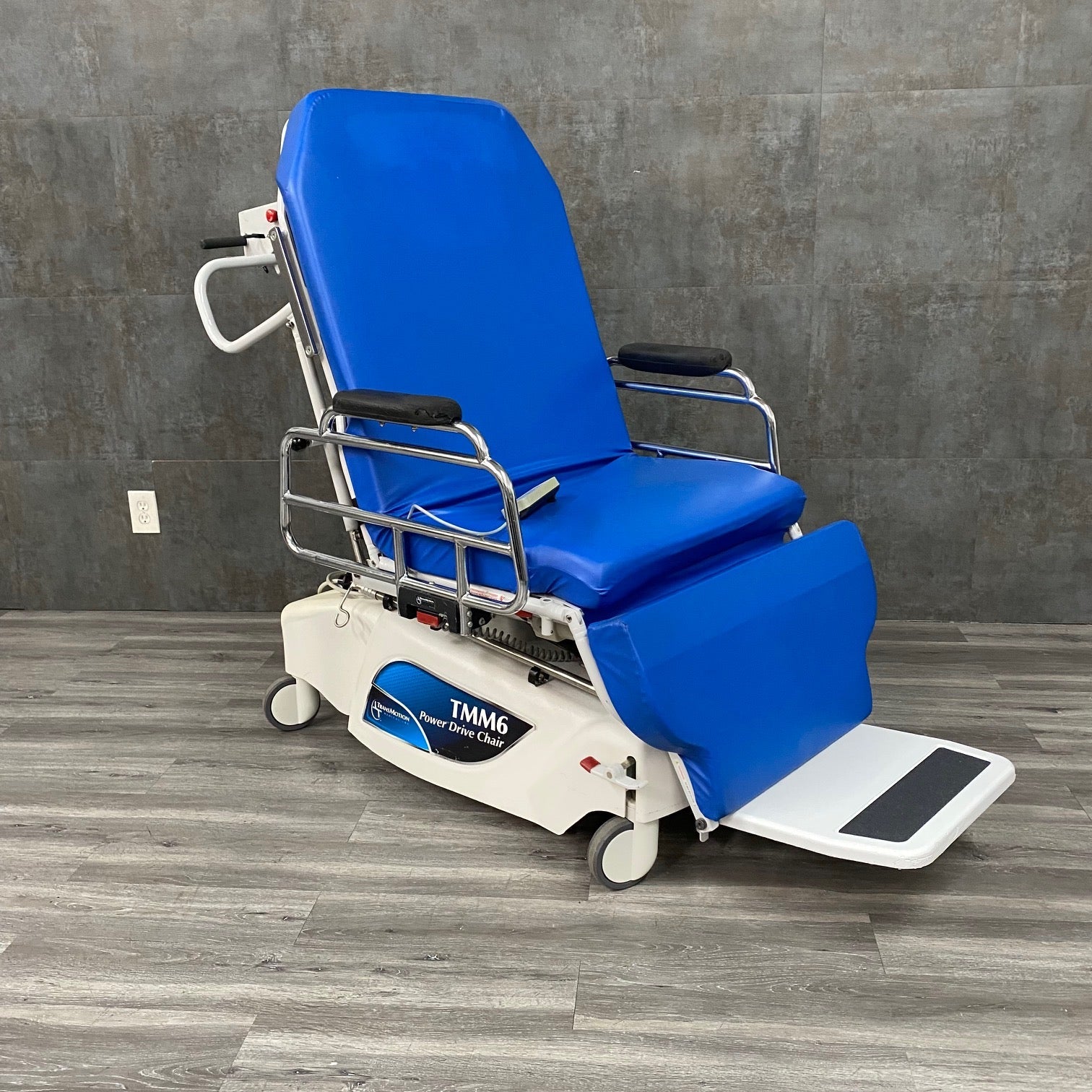 TransMotion TMM6 Power Stretcher Chair - Winco TransMotion -Angelus Medical