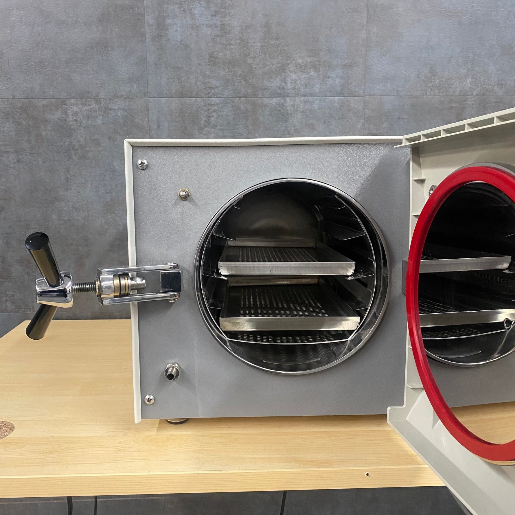 Tuttnauer 2340M Autoclave - Tuttnauer -Angelus Medical