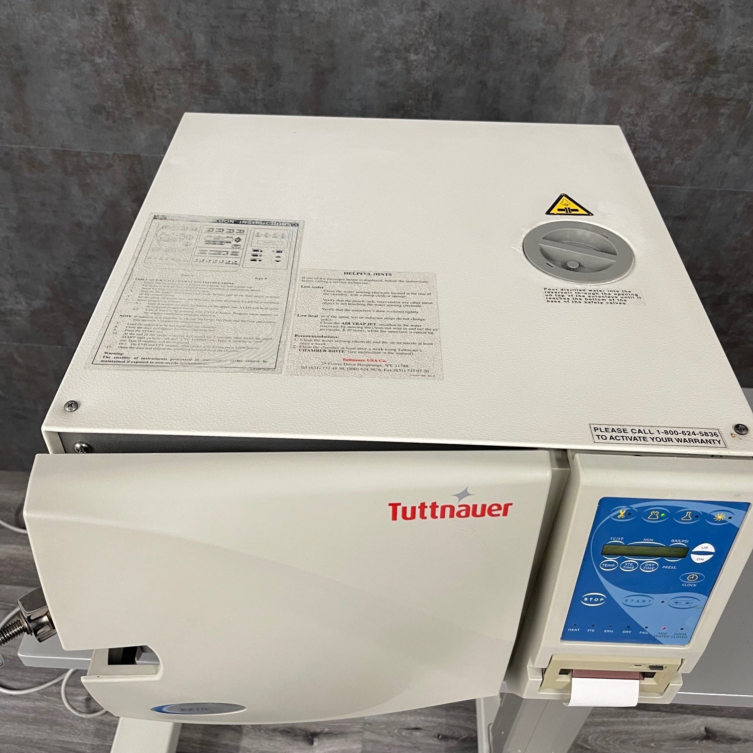 Tuttnauer EZ 10 Autoclave w Printer
