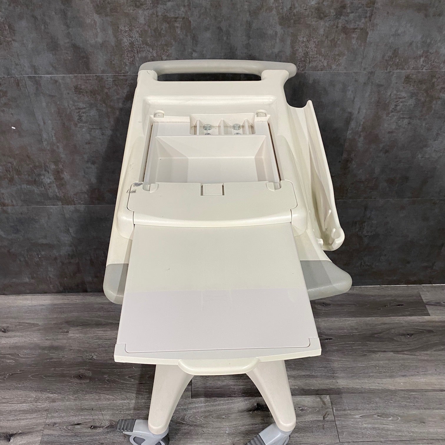 Universal Medical Mobile cart with basket (Refurbished) - NMD -Angelus Medical
