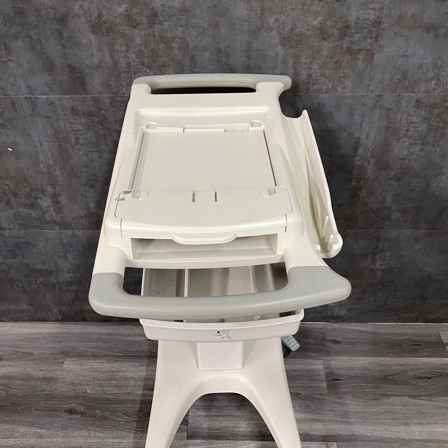 Universal Medical Mobile cart with basket (Refurbished) - NMD -Angelus Medical
