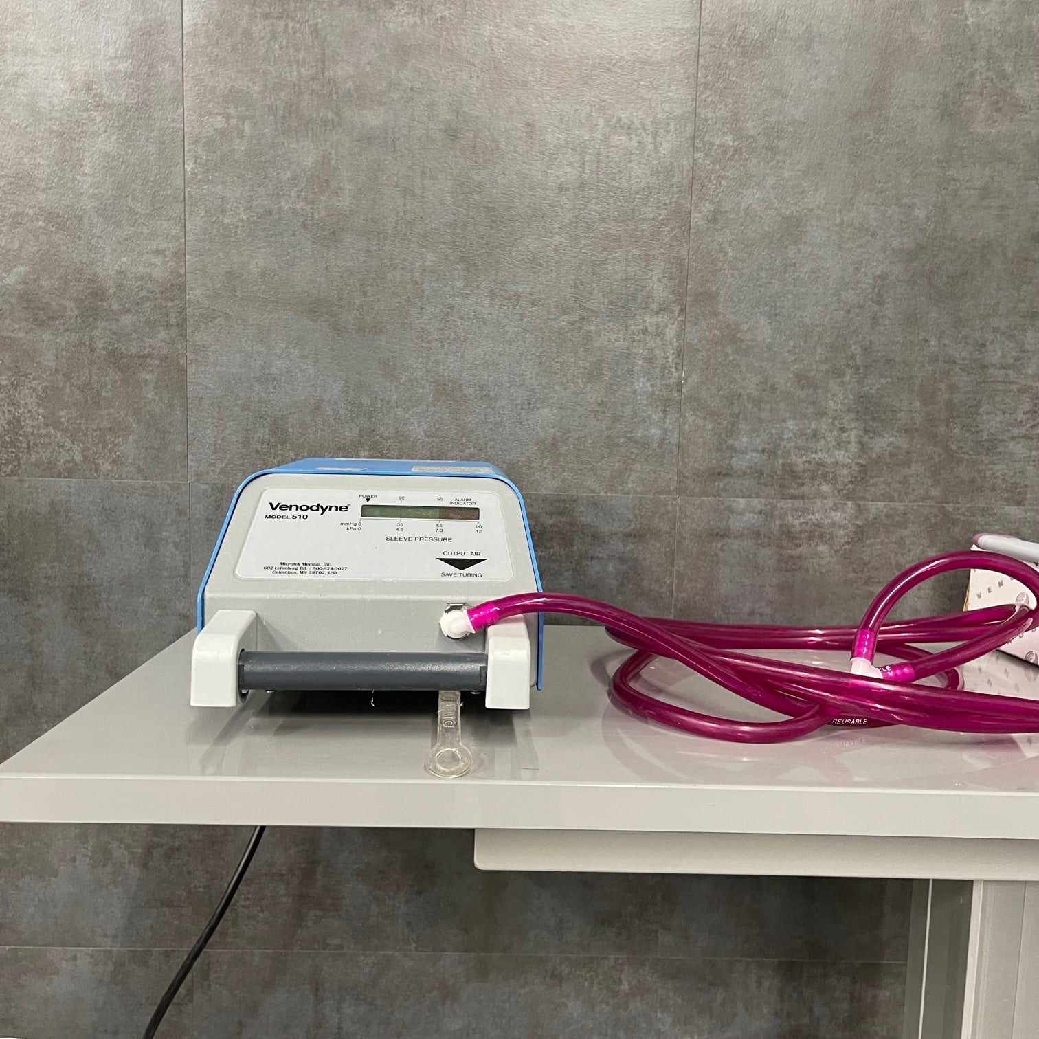 Venodyne 510 Vascular Compression Pump (Refurbished) - Venodyne -Angelus Medical