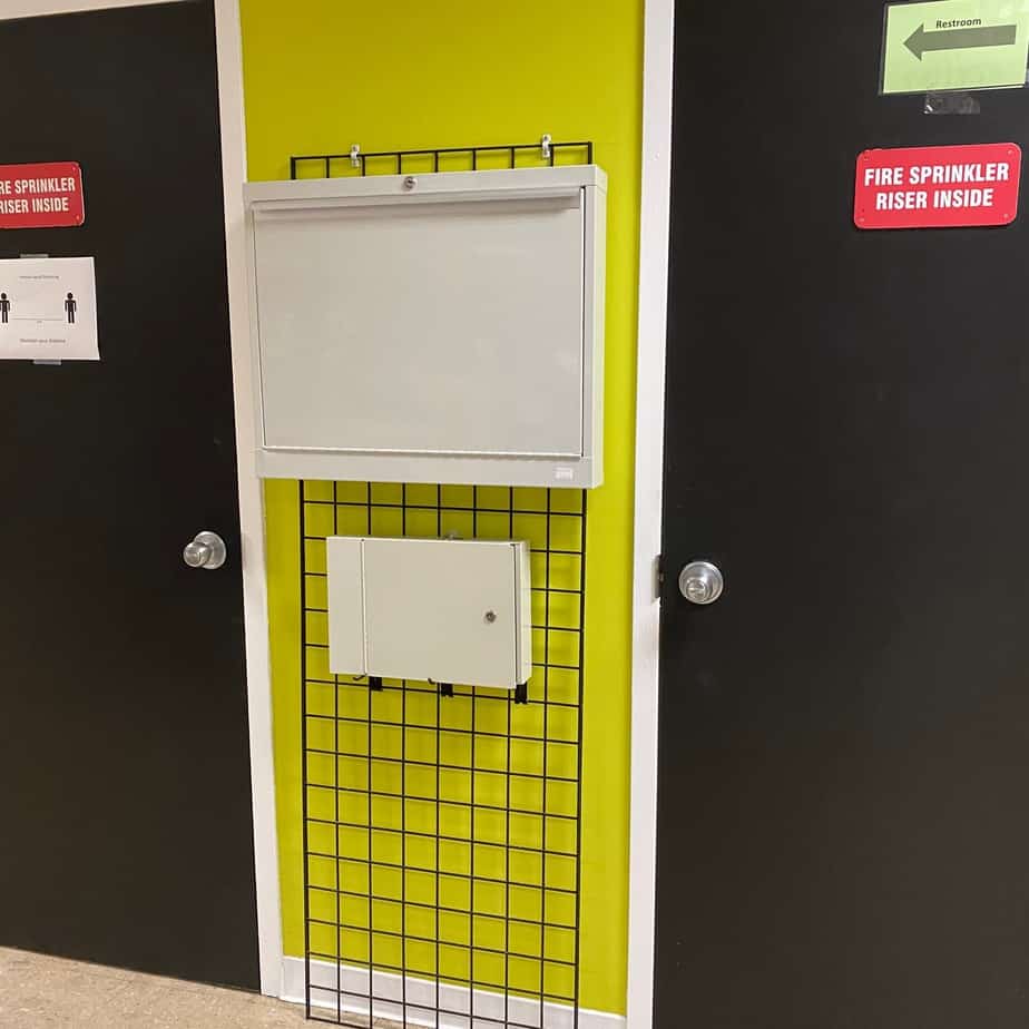 Wallaroo space saver chart holder (Used) - NMD -Angelus Medical